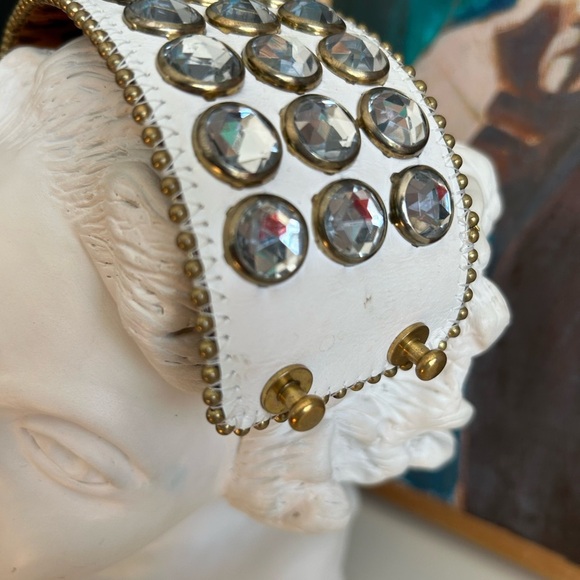 Betsey Johnson Gold and White Bracelet - Picture 4 of 15